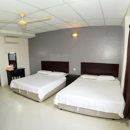 Poly Star Hotel Kuala Lipis Extérieur photo